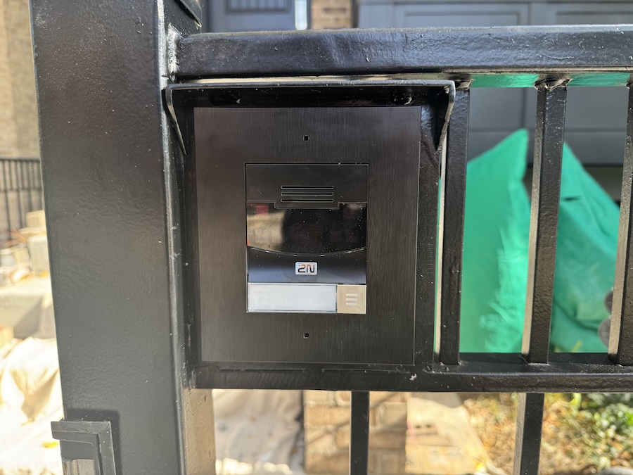 /images/do-i-really-need-a-security-camera-or-am-i-being-paranoid.jpg