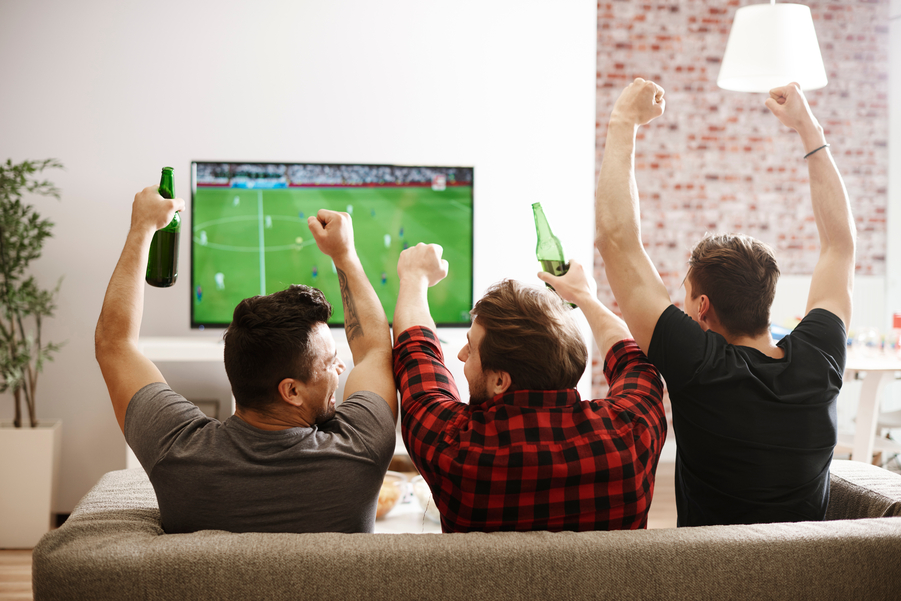 /images/heres-how-to-turn-your-media-room-into-sports-central-this-fall.jpg